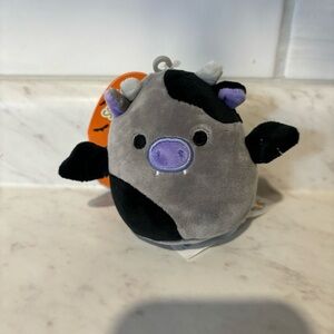 Bridgette the Bat Cow Halloween Squishmallow Clip